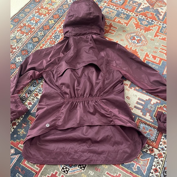 Lululemon Athletica Hooded Jacket redwood purple eggplant 4 - Picture 7 of 10